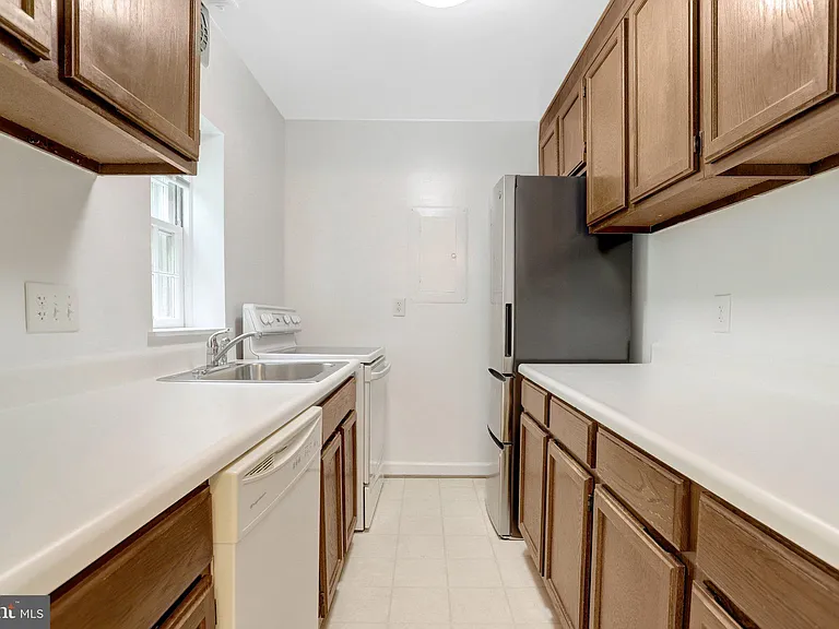3456 S Stafford St #B1 — Photo 12