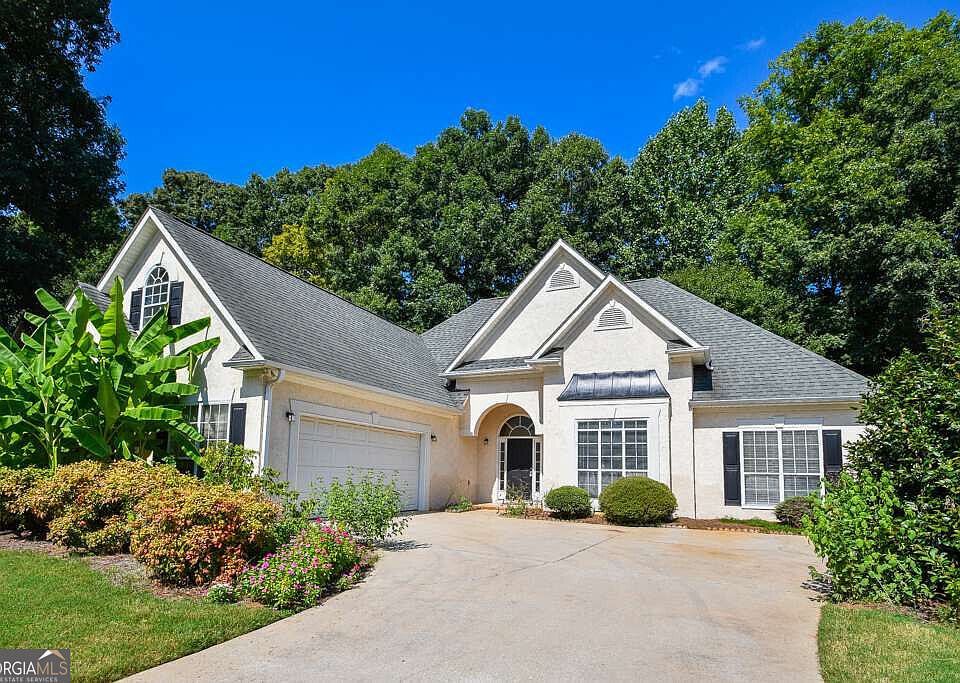 1st image of 104 Sweetbriar Walk