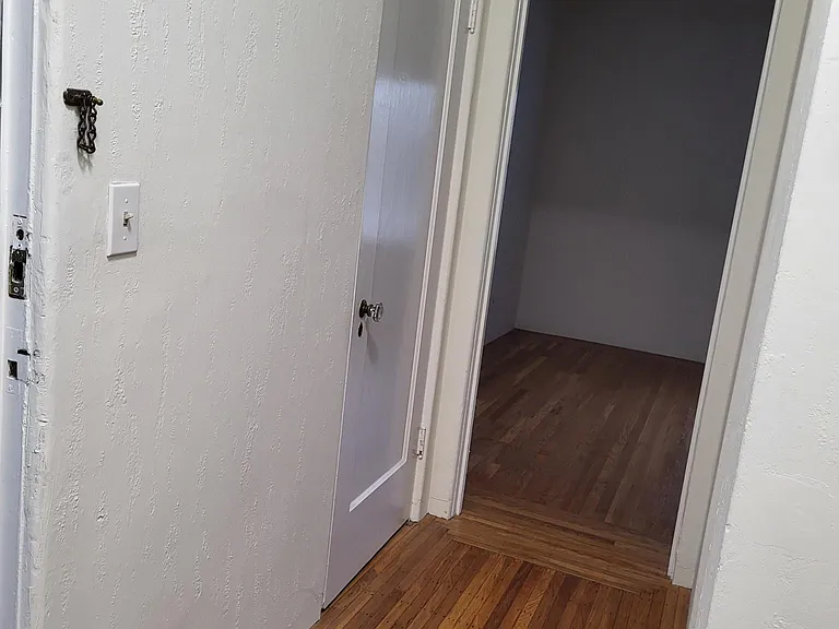 2235 Hearst Ave #7 — Photo 6