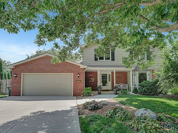 2nd image of 7221 Braumfield Cir