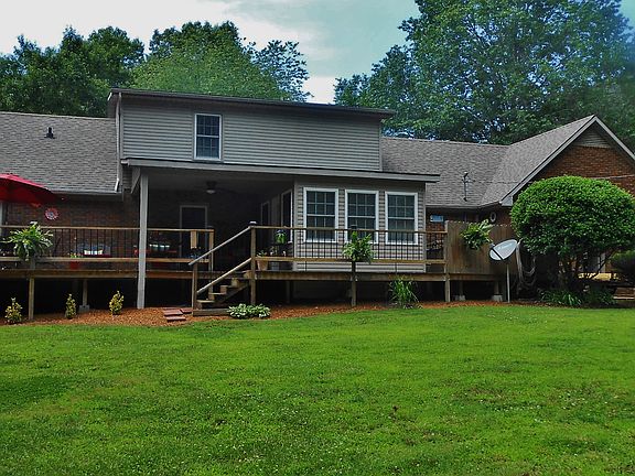 Back View/Deck/Sunroom