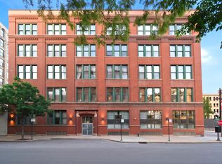 331 S Peoria St APT 107, Chicago, IL 60607