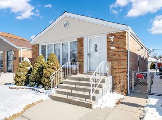 5239 S Rutherford Ave, Chicago, IL 60638