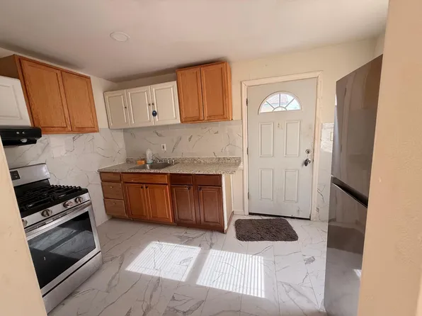 (undisclosed Address), Brentwood, NY 11717