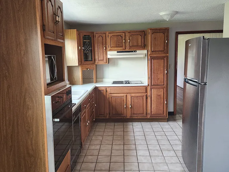 53760 Farmington Rd — Photo 4