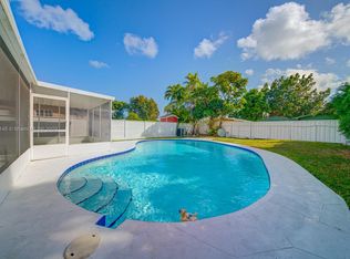 6550 SW 26th St, Miami, FL 33155