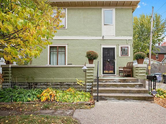 2nd image of 1415 17th Ave N #1