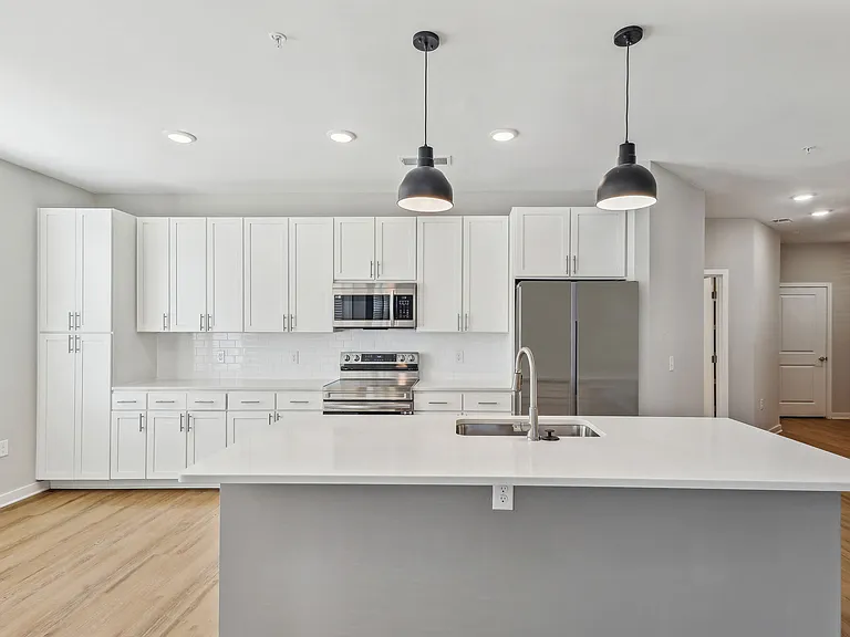 320 Voyager Way NW — Photo 35