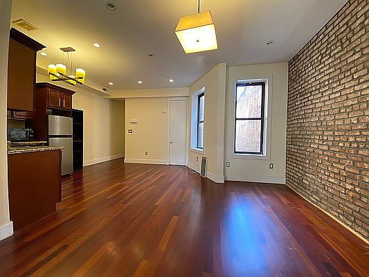 5th image of 1061 Bergen St APT 9