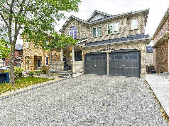 3rd image of 5 Luce Dr