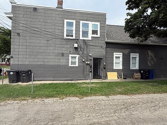 3rd image of 3233 W 56th St