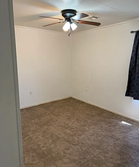 504 Saturn St — Photo 6