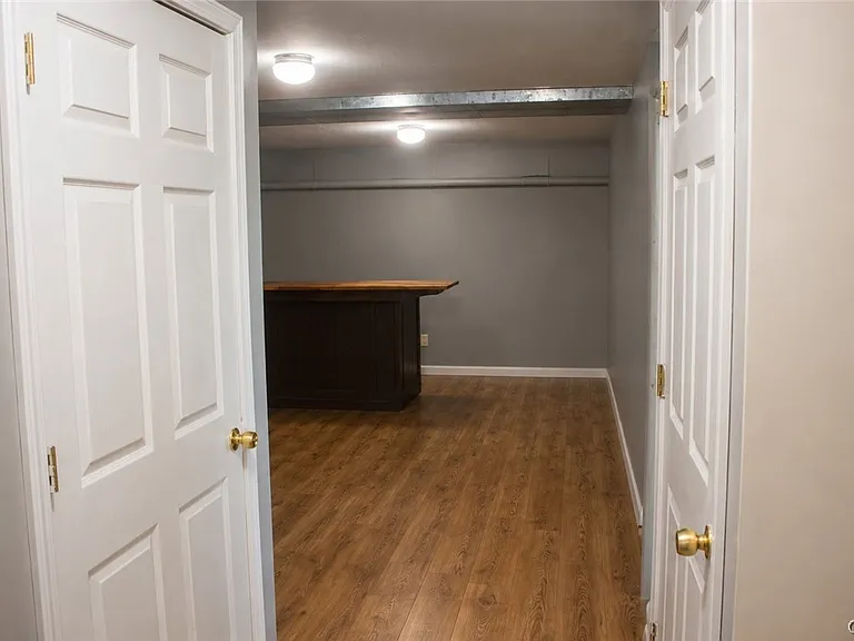 26515 State Route 283 — Photo 28