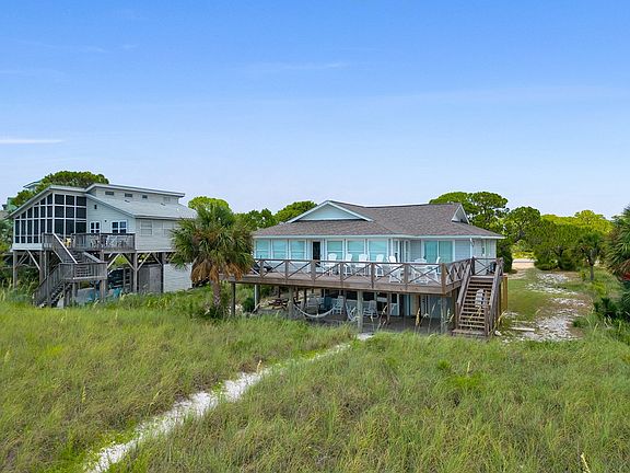 3rd image of 1141 Alligator Dr