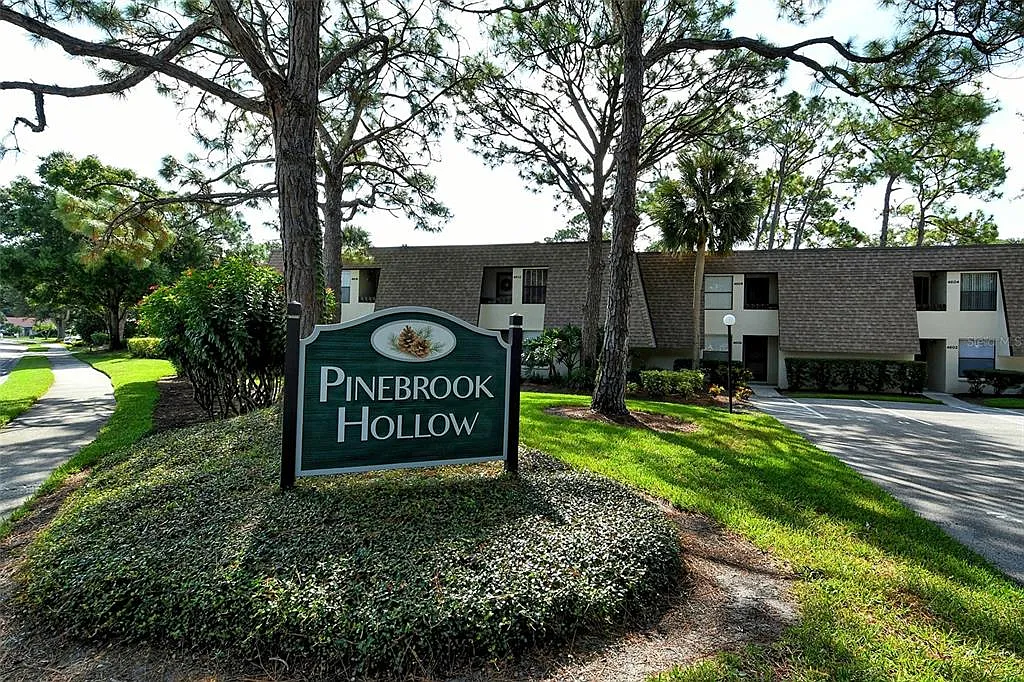 2 bed, 2.0 bath, 967 sqft, $4,500 — Photo 1