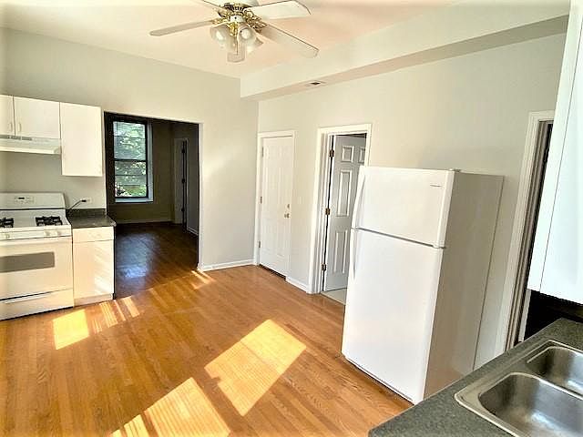 1st image of 863 N Marshfield Ave APT 3F