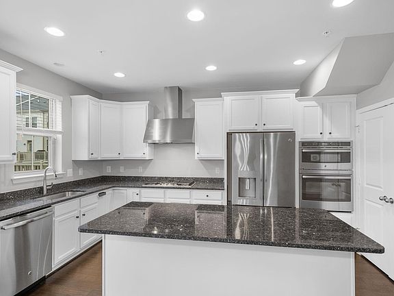 2nd image of 11886 Snowden Farm Pkwy