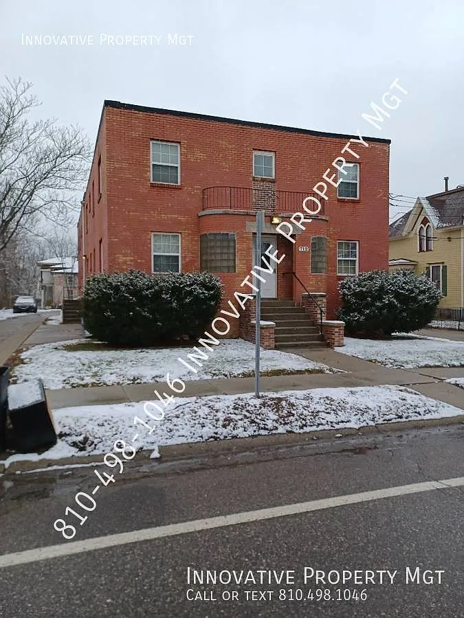 712 S Grand Traverse St APT 6 photo 1