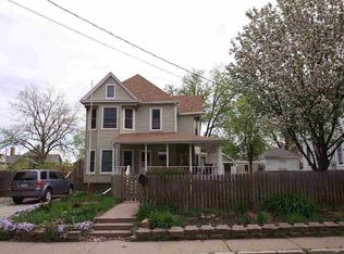 216 E 18th St, Davenport, IA 52803