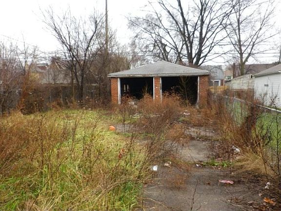 The Garage in Back