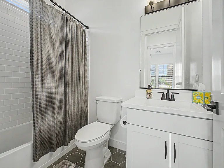 4412 N 203rd Dr — Photo 24