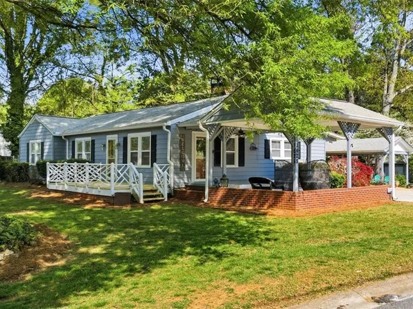 1625 Seayes Rd SW, Mableton, GA 30126