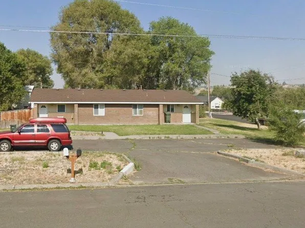 512 SW 3rd St, Madras, OR 97741