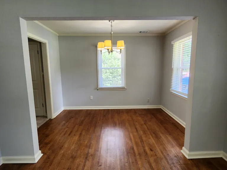 1355 Dearing Rd — Photo 8