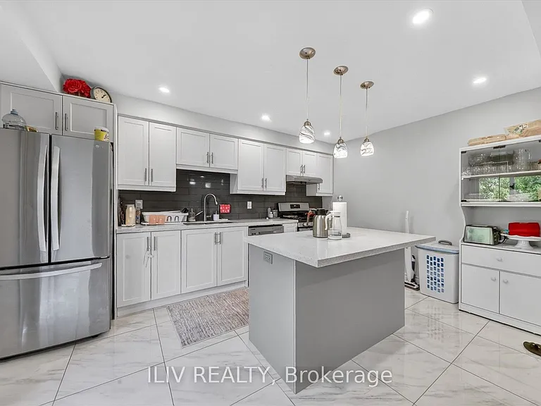 16 Angela Ct #MAIN — Photo 4