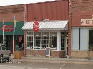 120 Jackson St, Brooklyn, IA 52211