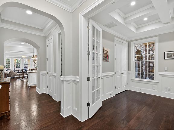 3rd image of 4167 English Garden Way