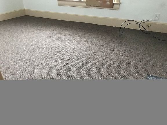 Front bedroom new carpet