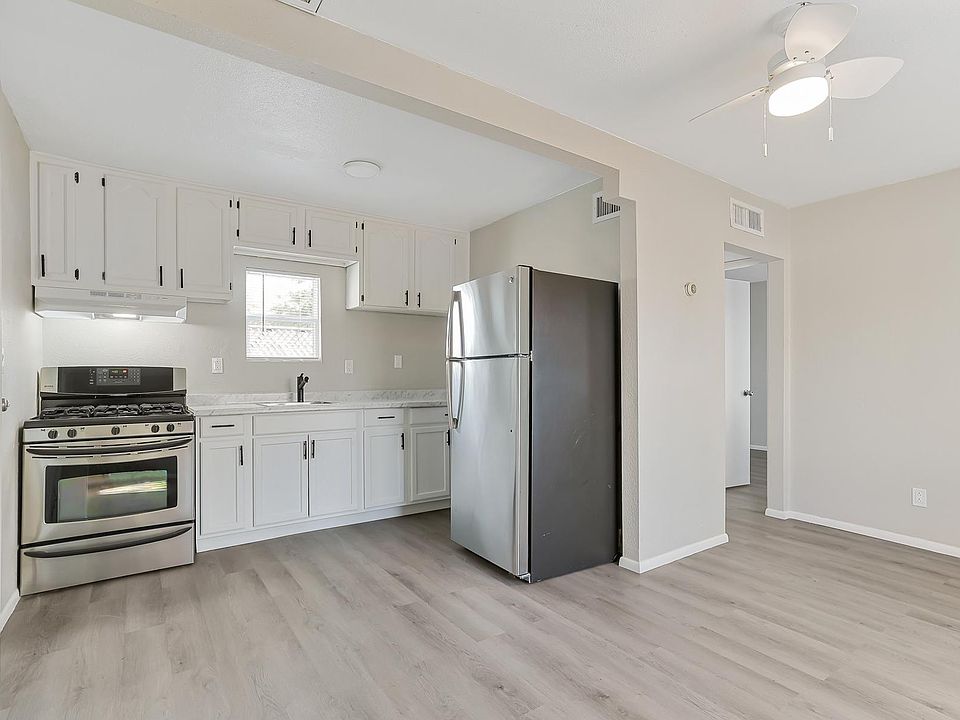 1st image of 1005 N Center Ave Unit B