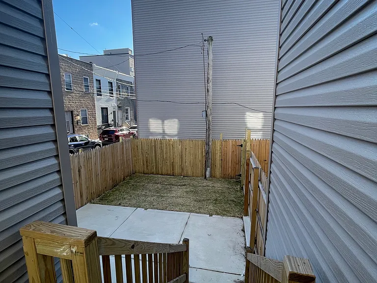 2826 Wharton St — Photo 4