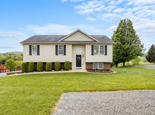 1018 Painter Rd, Jonesborough, TN 37659