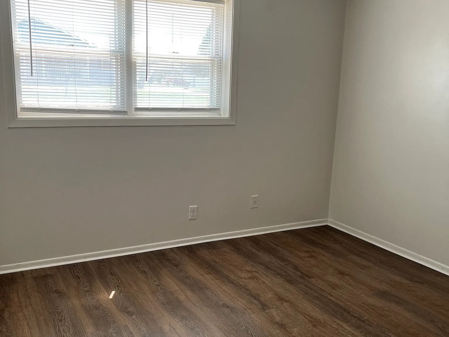 2 bed, 700 sqft, $925 — Photo 3