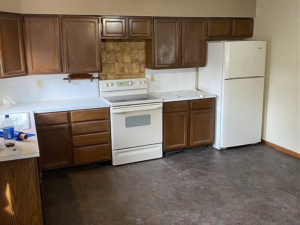 2nd image of 513 P Ave