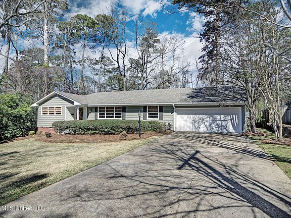 2nd image of 1508 Robert Dr