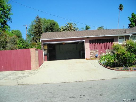 5th image of 427 W Bennett Ave