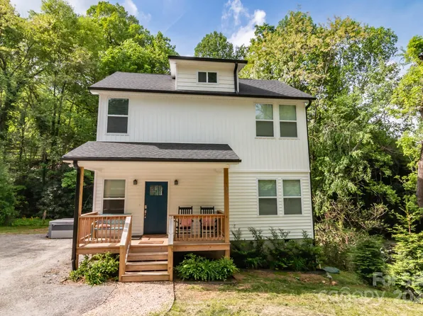 106 Dalton St, Black Mountain, NC 28711