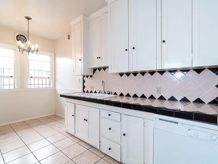 425 N Sierra Bonita Ave #425 — Photo 15