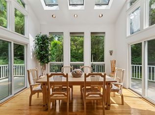 108 Spring Pond Ln, Southampton, NY 11968