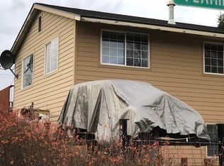 8762 Flamingo Dr, Anchorage, AK 99502