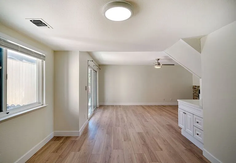 6726 Calvine Rd — Photo 14
