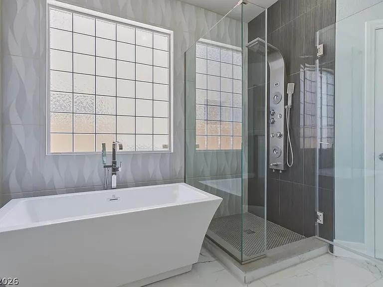 10741 Elk Lake Dr — Photo 37