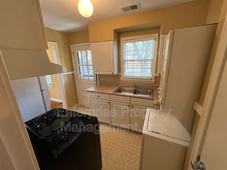 792 Saint Nick Dr — Photo 10