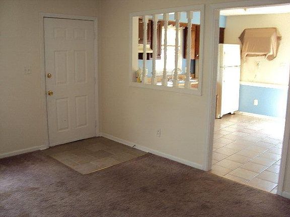 3rd image of 228 Longview Dr #230
