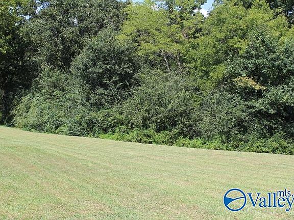 3rd image of 302 County Road 1836
