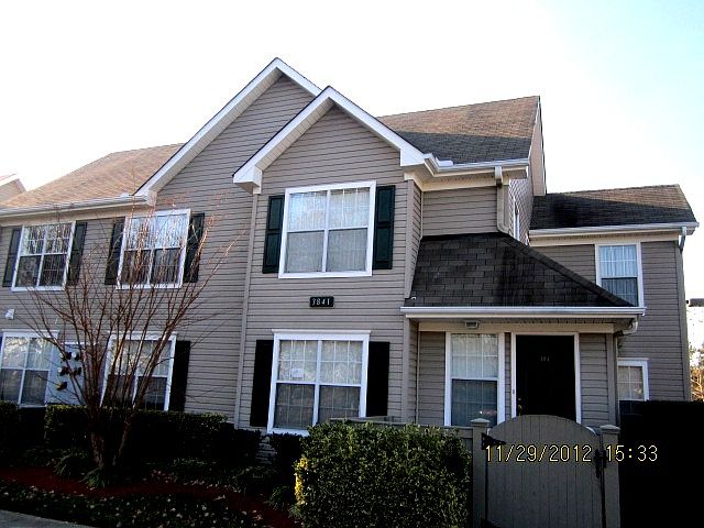 1st image of 3841 Lasalle Dr APT 103