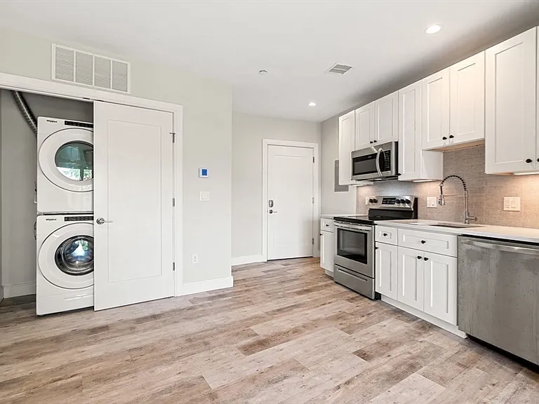 1457 Tremont St #509 — Photo 5